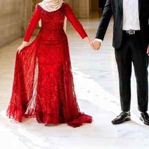 Stunning Longsleeve Gown Dress